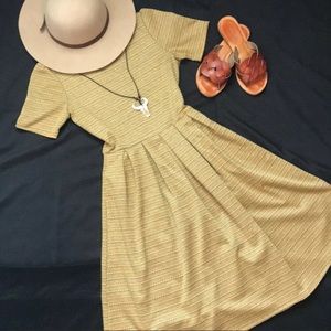 Lularoe Amelia small